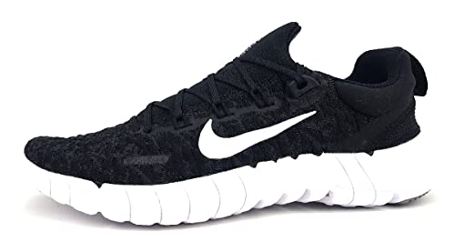 Nike Damen Free Run 5.0 Road Running Shoe, Black White Dark Smoke Grey, 37.5 EU