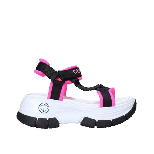 Sandalo con strappi Onyx S21-S00OX021 au design italien épuré