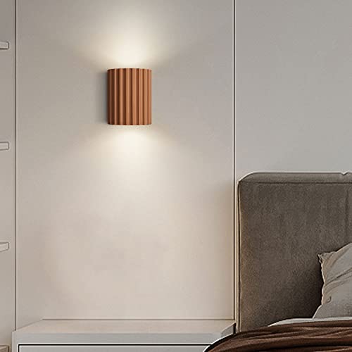Lámpara de pared de medio cilindro para iluminar con estilo el pasillo y las escaleras 4