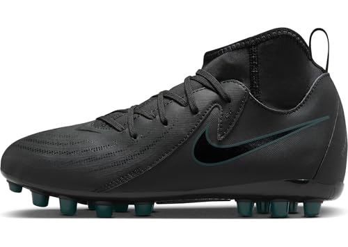 Nike Jr. Phantom Luna 2 Academy Sneaker