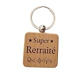 Matériau Durable et Écologique : Fabriqué en bois naturel, ce porte-clés est robuste, léger et respectueux de l’environnement, avec une gravure précise.