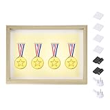 Vous Pouvez Fixer L'Encadrement Shadow Box Au Mur Ou Le Poser Sur Une Table Pour Afficher Vos Médailles De Jeu, Football Ou Rugby, Billets Et Photos. Que Vous Célébriez Une Réussite Personnelle Ou Une Victoire D'un Proche, Cette Shadow Box Offre Un Espace Dédié Pour Préserver Et Exposer Ces Souvenirs Précieux. L'Encadrement Shadow Box Est Parfait Pour Votre Salon, Chambre, Bureau Ou Salle De Sport.
