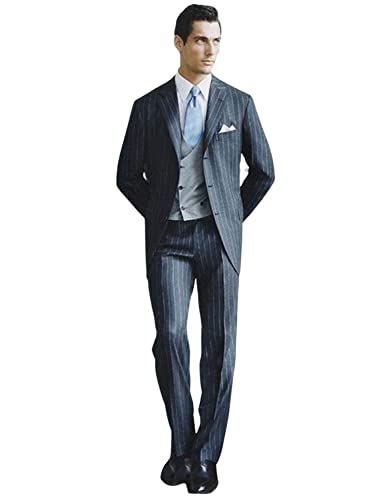 Costume smoking pour mariage et grandes soirées chic avec gilet et boutons élégants