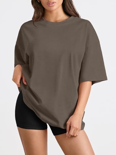 Trendy Queen Womens Oversized Summer T Shirts Plus Size Batwing Cute Casual Tops Short Sleeves Fashion Workout Clothes