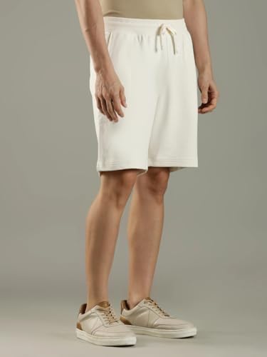 Image of Regular fit Solid mid Rise Shorts