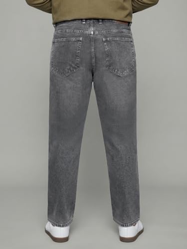 Image of Urbano Plus Men's Relaxed Fit Washed Denim Jeans Non-Stretchable
