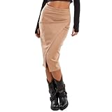 Coupe portefeuille avec fente avant. Le modèle portefeuille offre une ligne propre, tandis que la fente avant ajoute un détail discret. Une solution adaptée à la fois aux looks quotidiens et aux soirées décontractées.