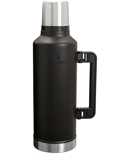 Stanley Legendary Classic Bottle 2.5 QT Black 2.0