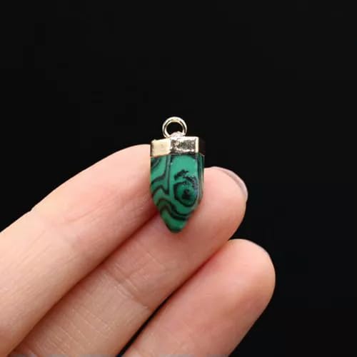 Pendentif en pierre naturelle de quartz bleu turquoise facetté - 5