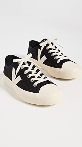 Image of Veja Women's Wata II Low Sneakers