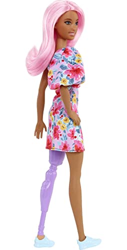 Barbie Fashionista Vestido floral un hombro con pierna protésica Muñeca con pelo rosa y gafas, juguete a la moda +3 años (Mattel HBV21) 4 Barbie Fashionista Vestido floral un hombro con pierna protésica Muñeca con pelo rosa y gafas, juguete a la moda +3 años (Mattel HBV21)