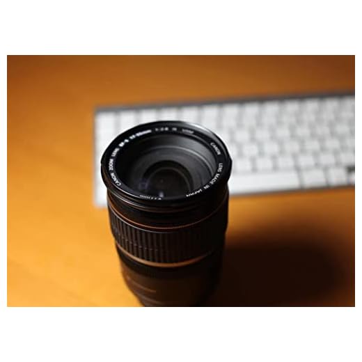 Canon EF-S 17-55mm f/2.8 Lens for DSLR