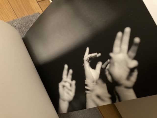 希少❗️エディ・スリマン/写真集★【Stage】Hedi Slimane Amazon.co.jp: エディ スリマン 写真集 エディー スリマン Stage