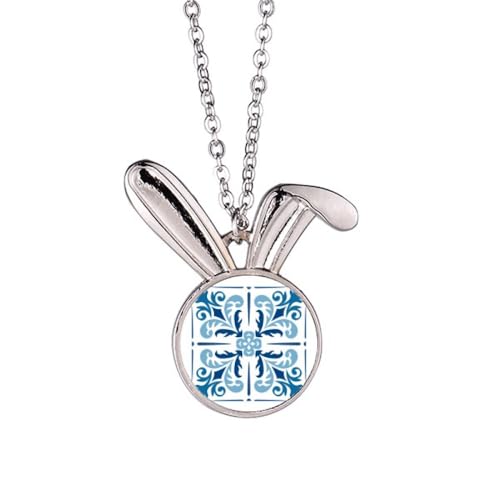 Collier lapin bleu marocain : un bijou poétique plein de charme