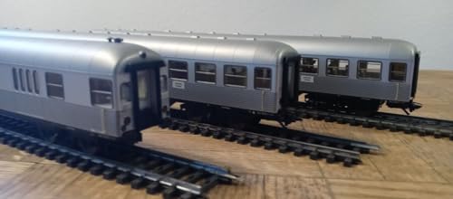 MARKLIN HO Luxury Long Passengers Silverfish-SILBERLING Coachs Set 41275, with Interior Details and END-Cabin Lighted