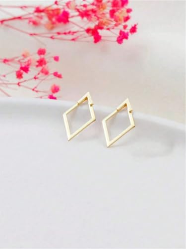 1 Pair Stud Earrings Set for Women Multipack, Fashion Pearl Cubic Zirconia Butterfly Earrings Packs Piercings, Hypoallergenic Stud Hoops Earrings4