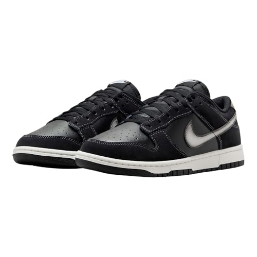 Image of Nike Men's Dunk Low Sneakers