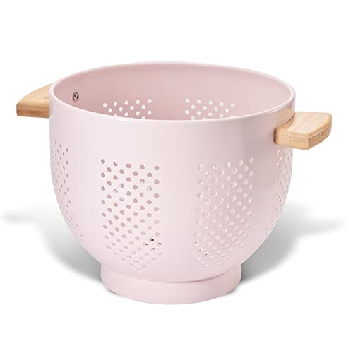 beifeier Metal Colander with Wooden Handle and Sturdy Base, 5.5 Quart Large Strainer for Draining Pasta Vegetable Fruit, Durable Kitchen Essentials (Pink)
