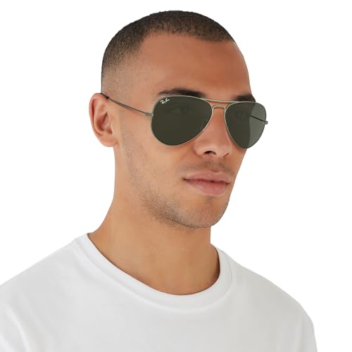 Image of Ray-Ban RB3025 Classic Aviator Sunglasses