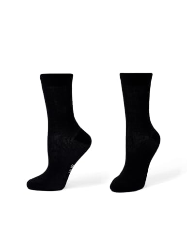 Image of HUE womens Crew Length Boot Socks, 2 Pair Pack