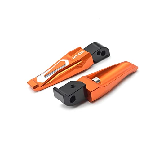 Repose-pieds passager YAMAHA MT-09 orange idéal pour les longs voyages et roadtrips en duo
