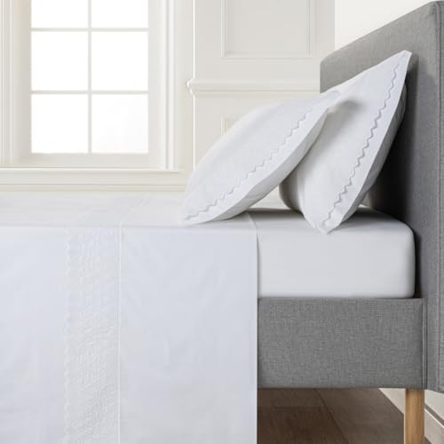 Casa da Laura - Juego de Sábanas Blancas con Tira Bordada Maya - Algodón Percal 300 Hilos - Confort y Elegancia para Cama de 150/160 cm - Incluye Funda de Almohada de 45x175 cm