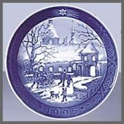 Royal Copenhagen 1995 Christmas Plate - The Manor House