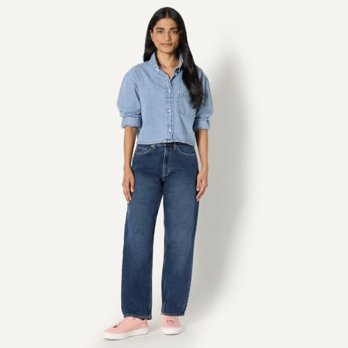 Image of Amazon Essentials Women's Low Top Classic Sneakers