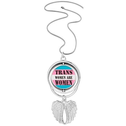 Collier ailes d'ange femme trans pour assumer sa transition LGBT sans complexe