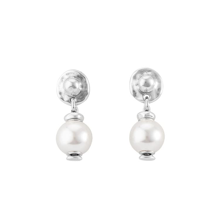 Uno de 50Long earring in metal clad with silver and a hanging white pearl.