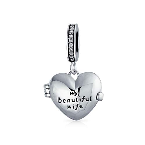 Colgante corazón relicario para esposa con palabras grabadas de amor en plata