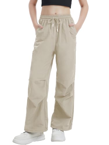 Catálogo de Ropa de Acampada y marcha para Niña los mejores 10. 42 Hvididan - Pantalones deportivos ligeros de senderismo para niñas, pantalones de paracaídas con cordón impermeable, Caqui, 5-6 Años
