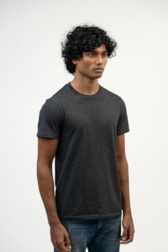 Image of Crew Neck Cotton Tshirt for Men Stylish and Comfortable Men Tshirt Breathable Solid t-Shirts Casual Formal Gym Fashion Essentials Versatile Full Sleeve Polo Trendy wardrobes Outfits