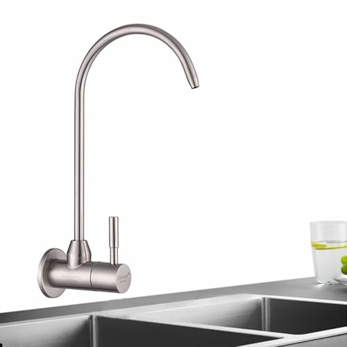 Robinet de cuisine mural brossé avec filtre pour simplifier vos recettes