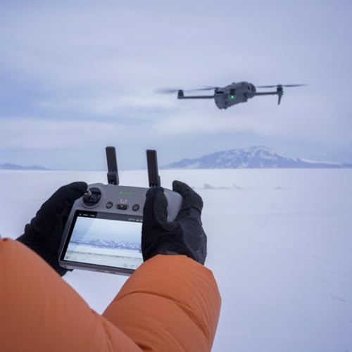 DJI Mavic 4 Pro Drohne mit DJI RC 2, Flaggschiff Triple Kamera Drone mit 100 MP 4/3-CMOS-Hasselblad-Kamera, Kameradrohne für Profis, 30 km Videoübertragung, 51 Min. max. Flugzeit