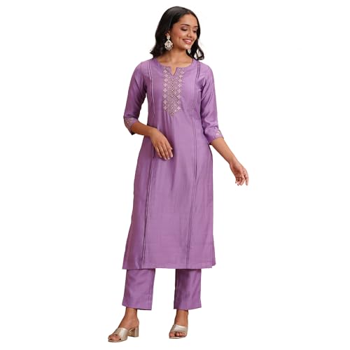 Image of KAMI KUBI Straight fit Kurta in Art Silk Fabric with Shaded Embroidery on The A Zone and Sleeve.