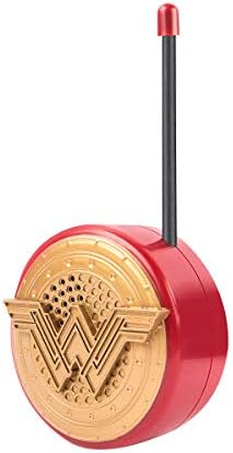 Miniatura 2 de Wonder Woman Justic League Walkie Talkies, rango de 1000 pies, para uso en interiores y exteriores, incluye clip para cinturón, por Sakar