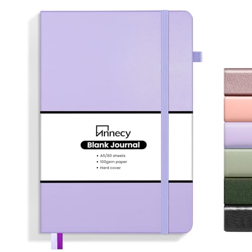 Annecy Cuaderno de diario en blanco, tamaño mediano de 5.5 x 8.25 pulgadas, 160 páginas, papel de escritura de 100 g/m², cubierta de piel sintética púrpura A5 con lazo para bolígrafo