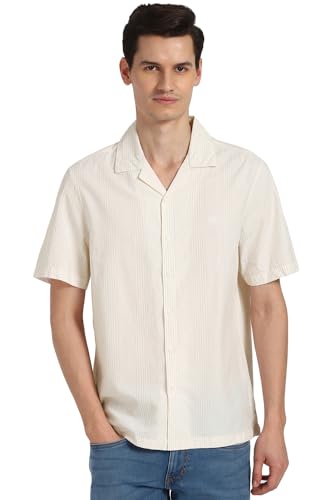 Image of Peter England Men's Casual Half Sleeve Resort Collar Shirt in 100% Cotton Seersucker with Striped Design