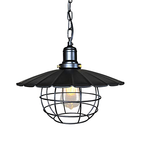 Chandelier industriel vintage en métal pour remplacer un plafonnier classique terne