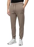 TASCHES PRATIQUES – Deux poches zippées latérales permettent un rangement sécurisé des petits objets.