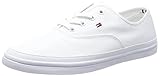 PREMIUM DESIGN: Die sportlichen Sneaker überzeugen durch ihr stilvolles Design und das verarbeitete Material. Das Tommy Hilfiger-Branding sowie die stylische Tommy Hilfiger Flag runden den Schuh ab.