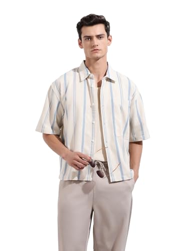 Image of THE INDIAN GARAGE CO Men Boxy Fit Textured Resort Shirt
