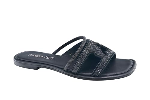 Disponibile in un elegante mix di bianco, perfetto per combinazioni versatili e alla moda, dal casual all'chic.