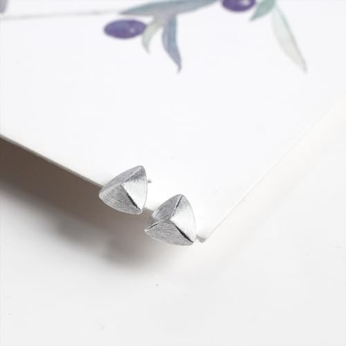 Bouchon d'oreille triangle à porter au bureau comme en soirée chic