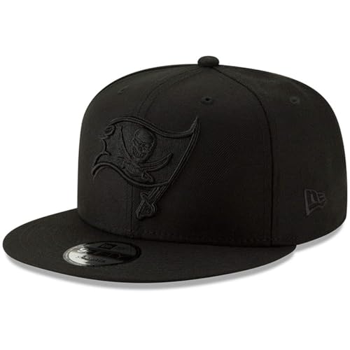 New Era NFL 9FIFTY Black On Black Adjustable Snapback Hat Cap One Size Fits All (US Alpha One Size Tampa Bay Buccaneers)