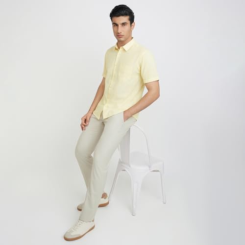 Image of Park Avenue Men's Pure Cotton Chambray Pattern Slim Fit Ainsley Collar Half Sleeve Casual Shirt