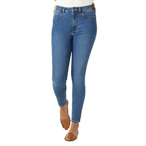 Wrangler Women's High Rise Unforgettable Skinny Jean, Cloud, 8