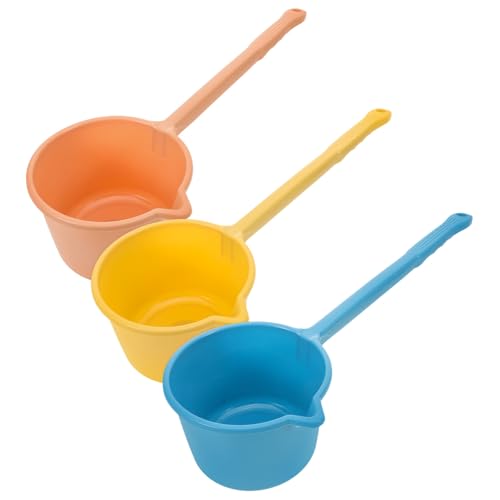 HOLIDYOYO Plastic Water Ladle Bath Ladle Dipper 3pcs Long Handle Hair Washing Cup Kitchen Water Scoop Livestock Feeding Ladle for Garden Watering Supplies