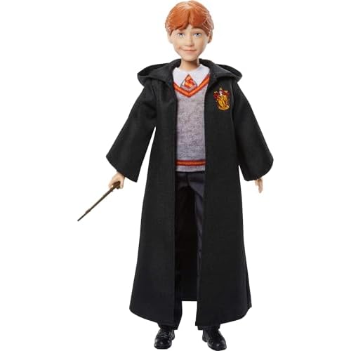 Mattel Harry Potter Ron Weasley Muñeco de Moda con Uniforme de Hogwarts Intercambiable y Accesorio de Varita, Inspirado en la película, JGM20